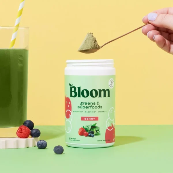 BLOOM NUTRITION Greens and Superfoods Powder – Berry - Image 2